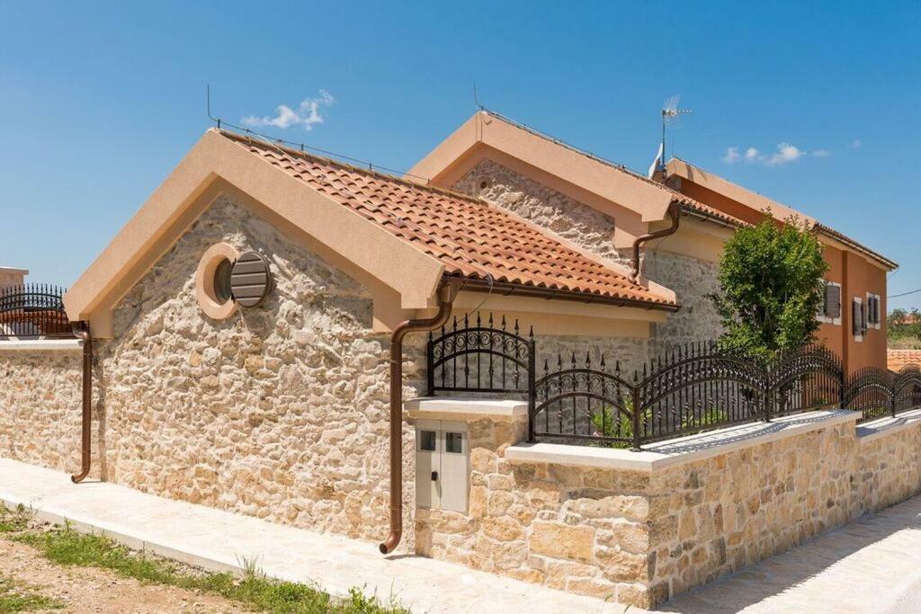 Villa Hirundo Rustica Skradin Exterior foto